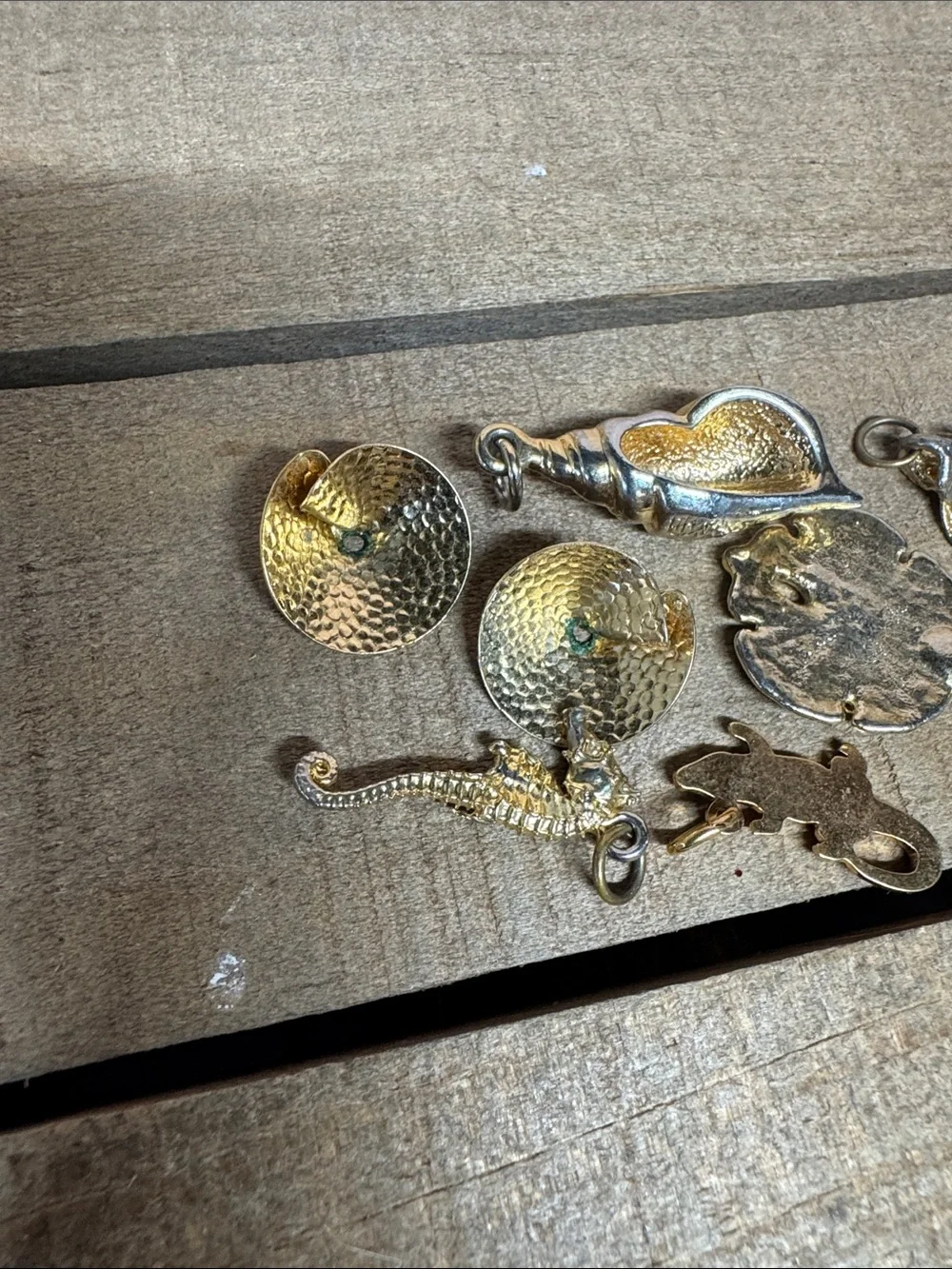 Sea ๐ Shell ๐ Charm Set - Picture 5 of 8